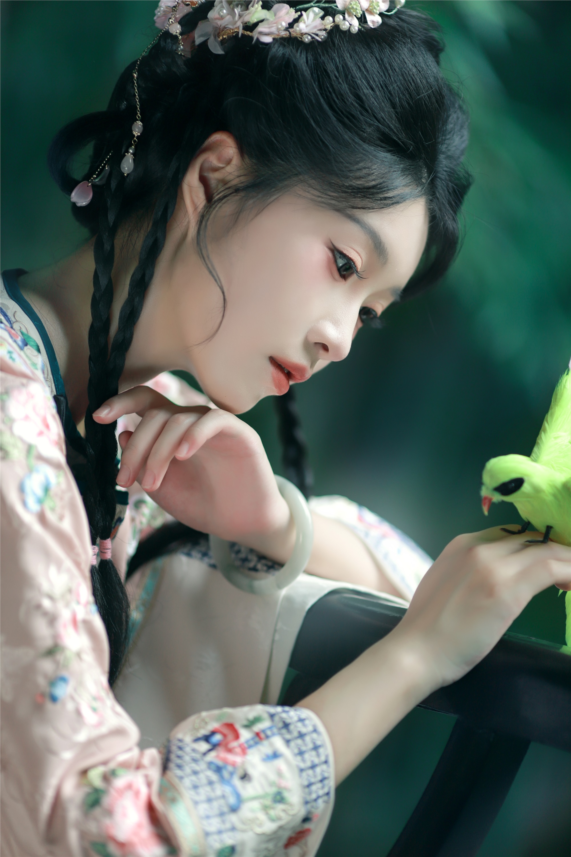 YITUYU艺图语 2025.01.27 盛夏 秋子梨